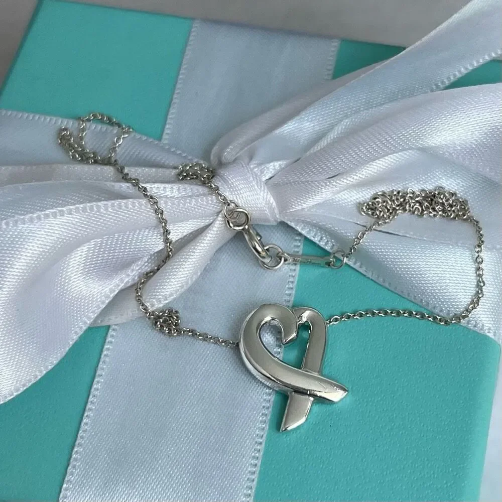 Tiffany & Co Paloma Picasso Loving Heart Pendant Necklace - Silver - 16”